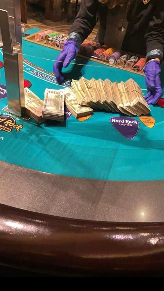 پاکستان کے Real Money Casino کھلاڑیوں کے لیےجیک پاٹ گیم